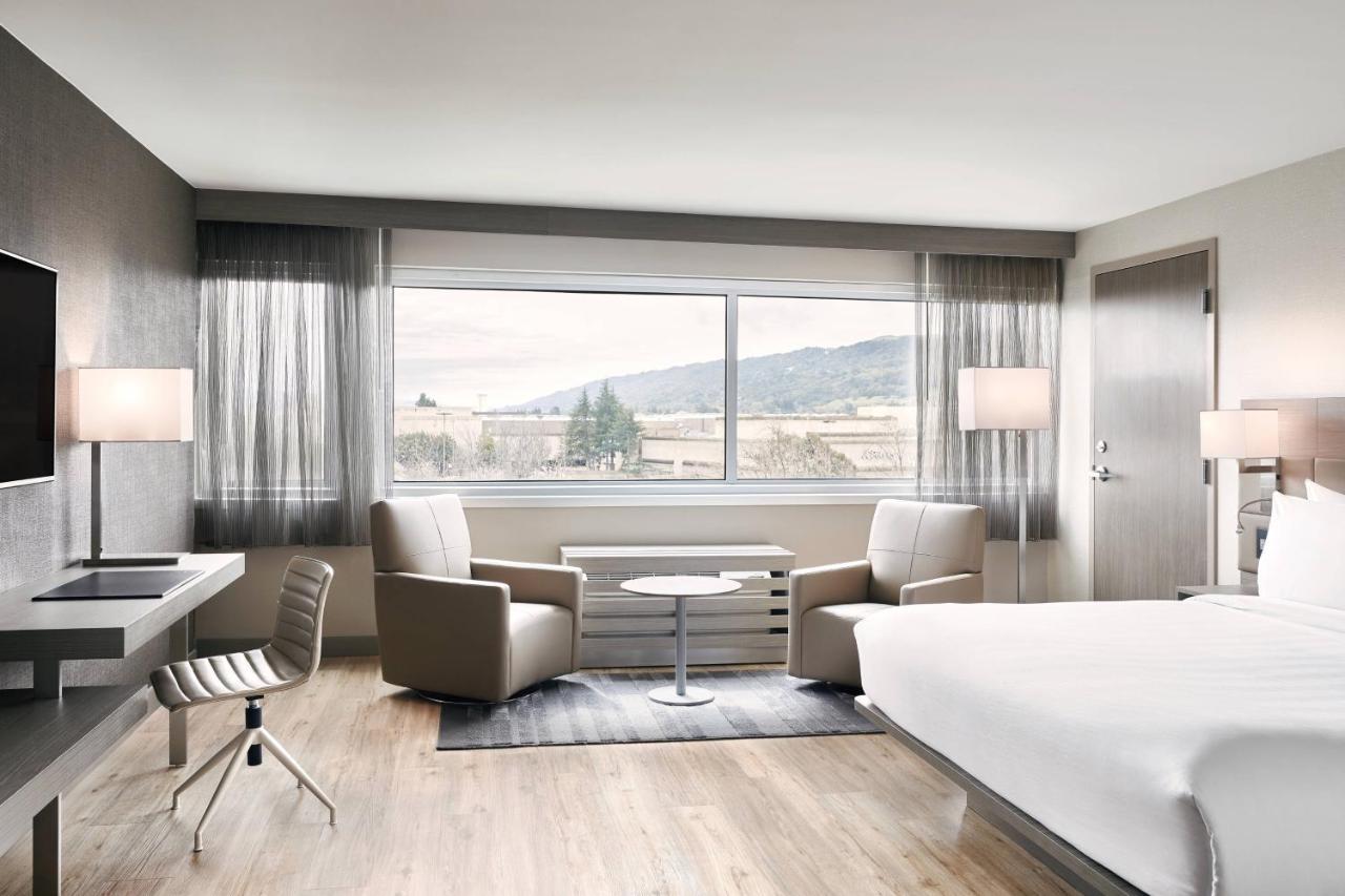 Ac Hotel By Marriott Pleasanton Exteriör bild