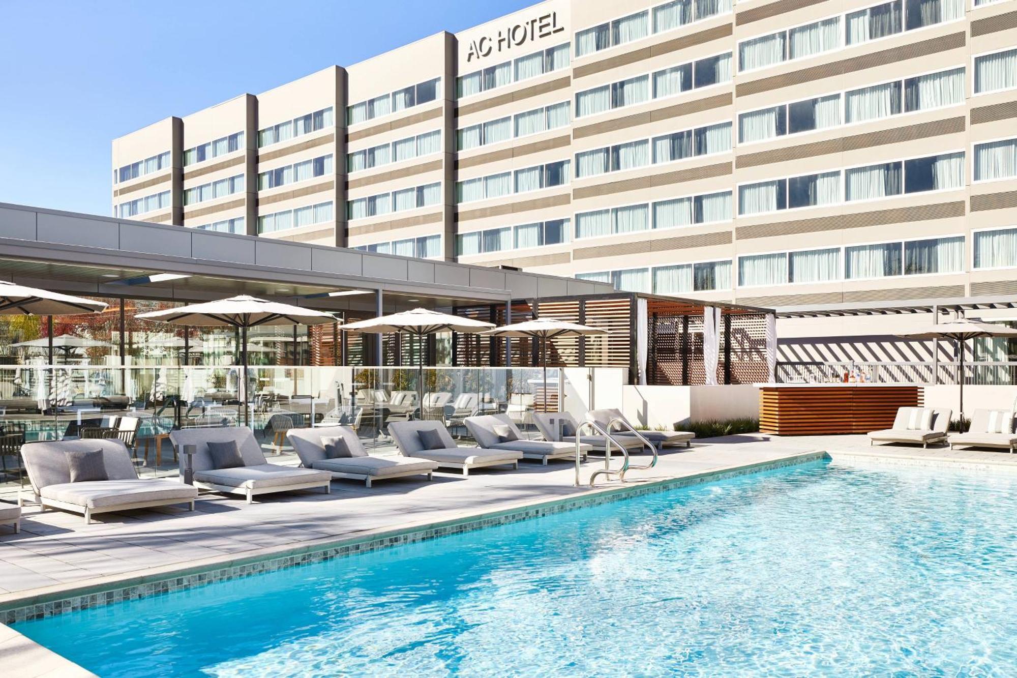 Ac Hotel By Marriott Pleasanton Exteriör bild