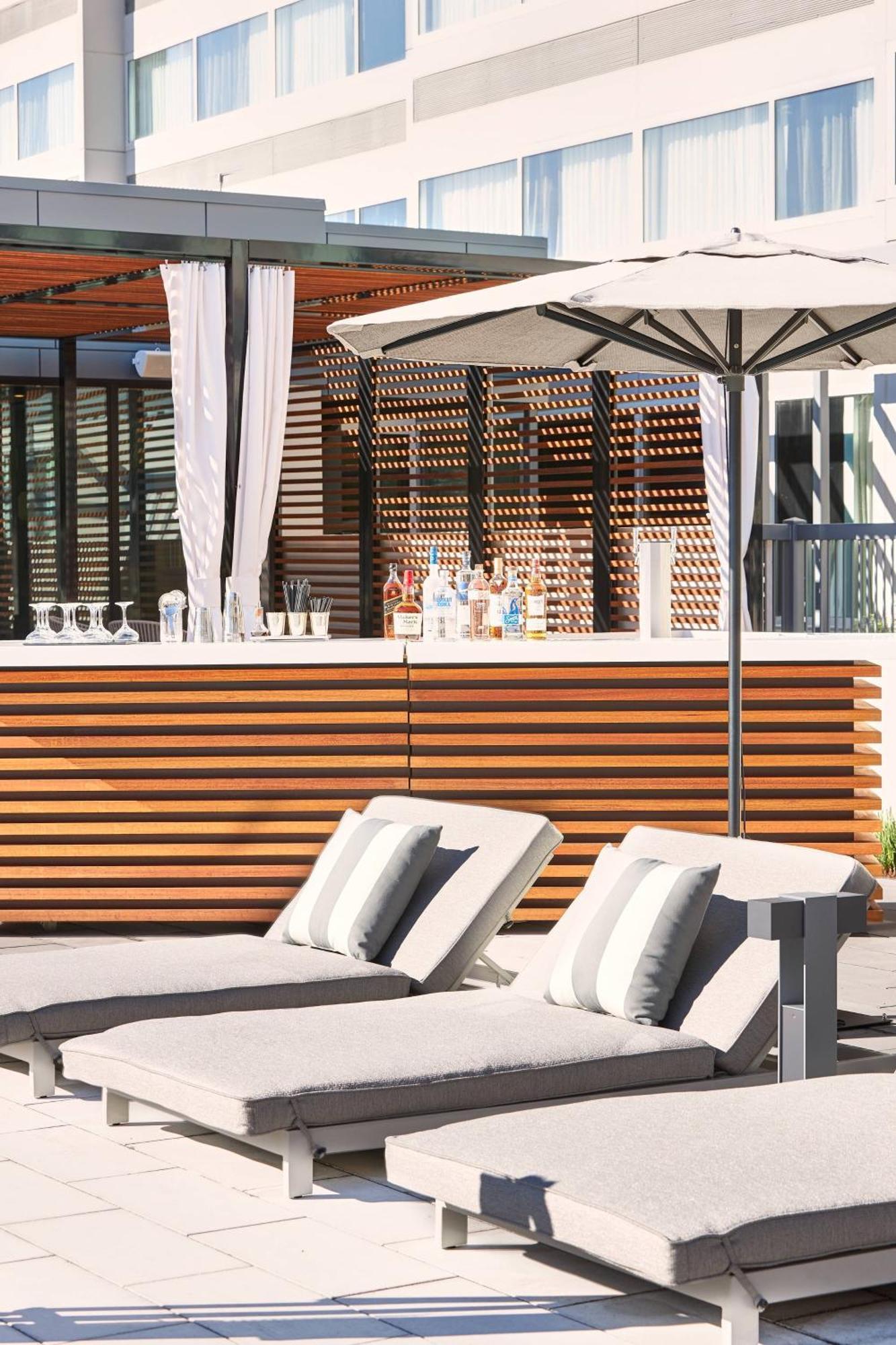 Ac Hotel By Marriott Pleasanton Exteriör bild